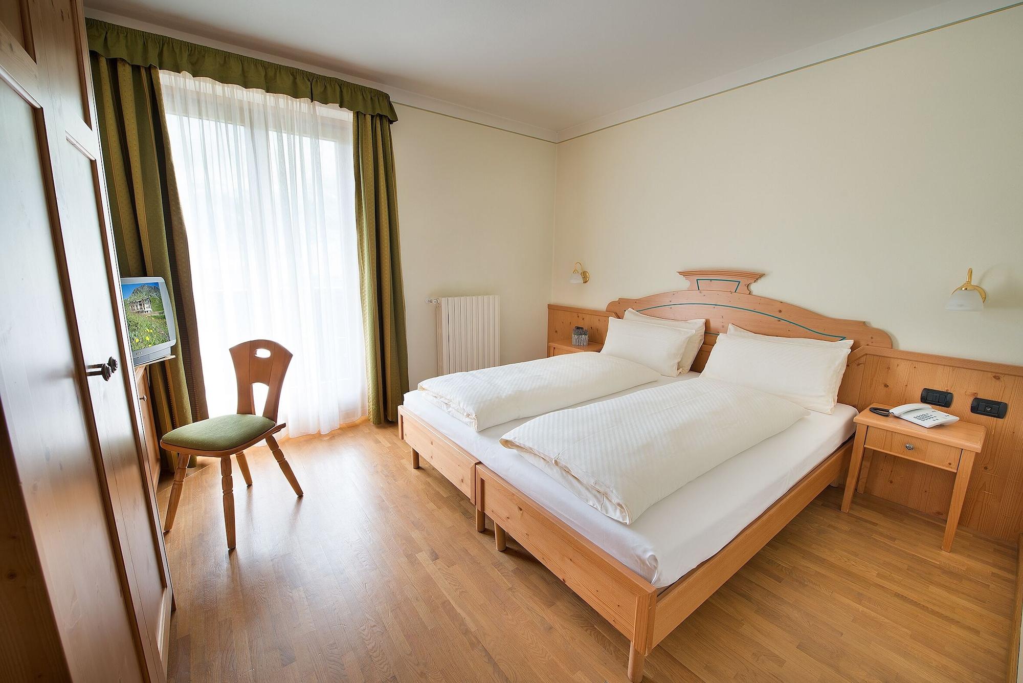 Hotel Interalpen Isolaccia Exteriér fotografie