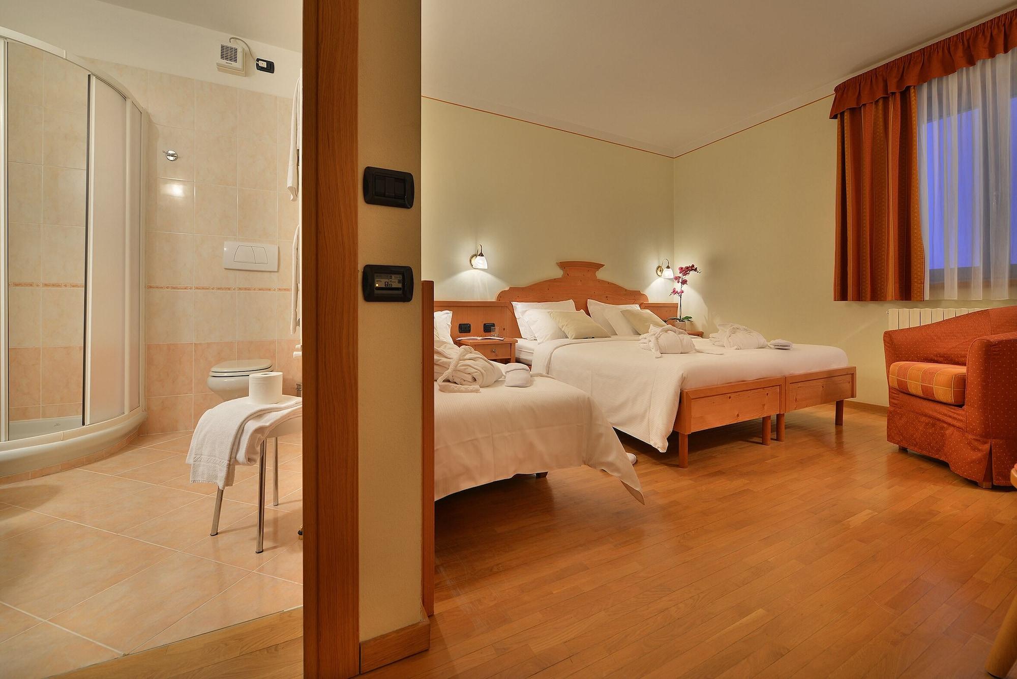 Hotel Interalpen Isolaccia Exteriér fotografie